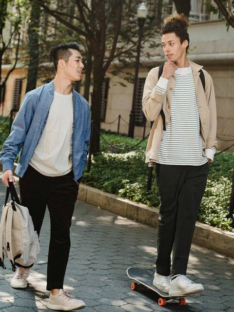 Alumnos en el campus